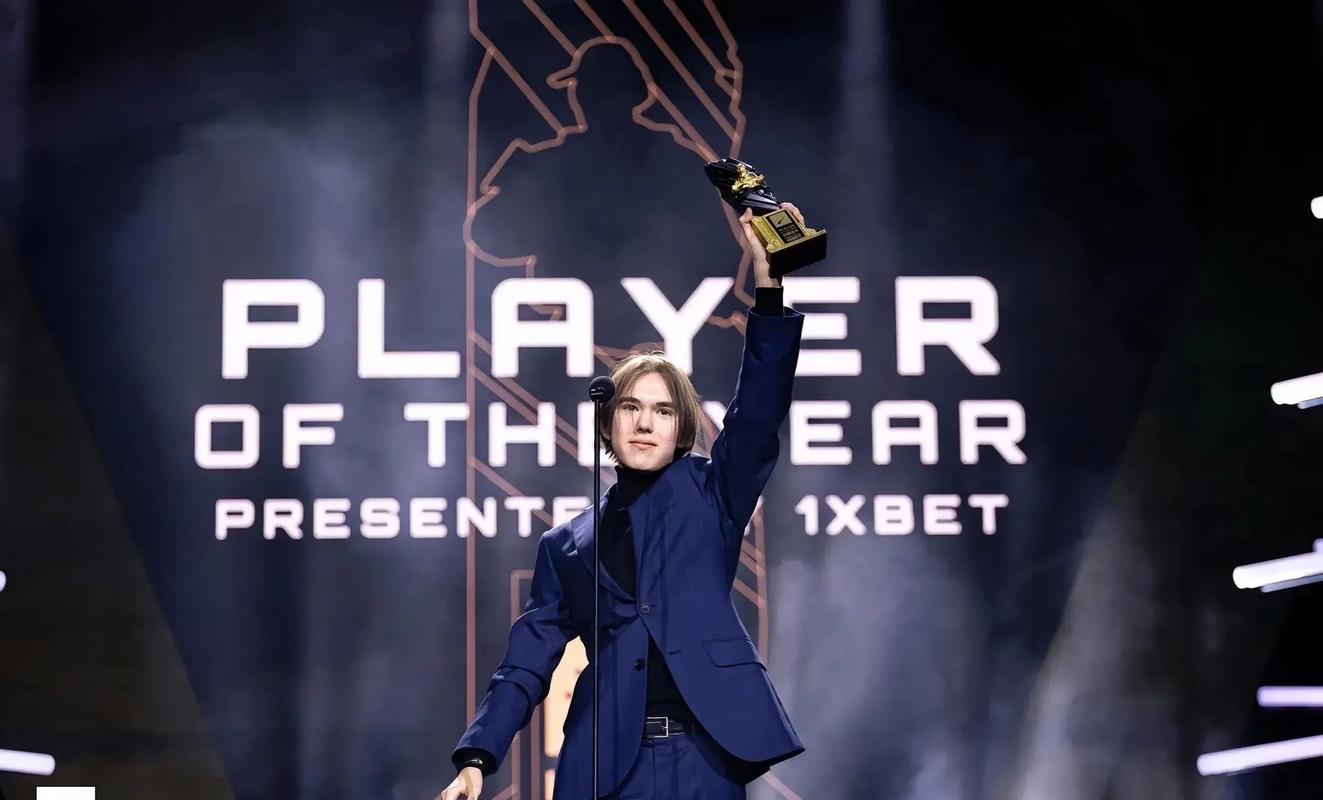 yuurih ：名字来源于加加林，FalleN快退役了